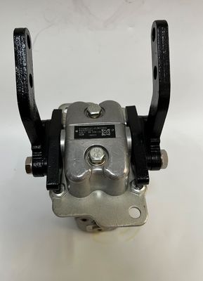 Válvula de controle de curso PC200-7 Komatsu, 702-16-01861 Válvula de pedal hidráulico